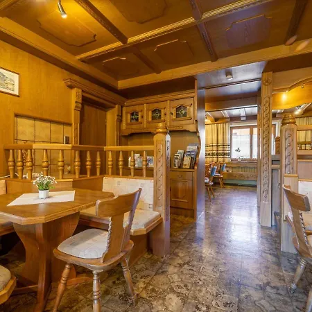 Tiroler Gaestehaus Tatil Evi