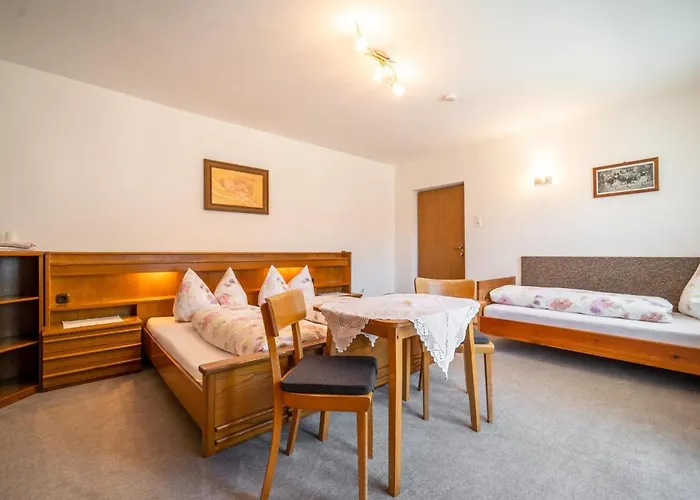 Tiroler Gaestehaus *