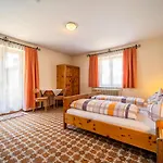 Tiroler Gaestehaus Zell am Ziller
