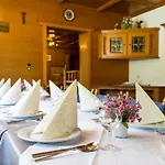 Tiroler Gaestehaus بيت للعطل زيل أم زيلر