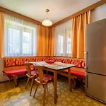 Tiroler Gaestehaus * زيل أم زيلر