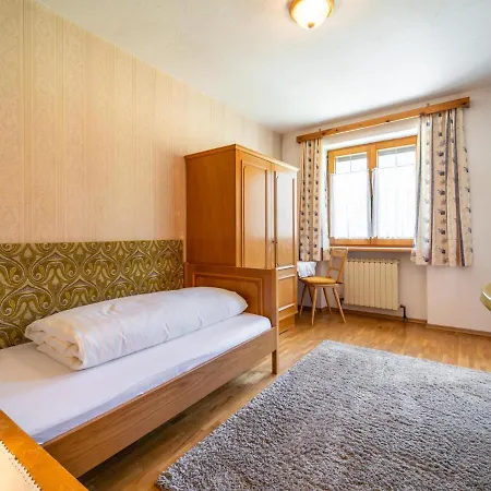 Tatil Evi Tiroler Gaestehaus *